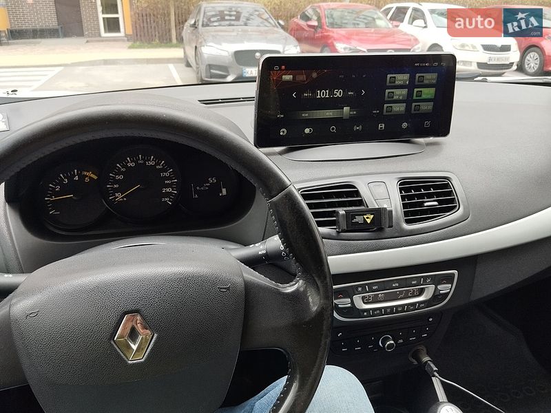 Седан Renault Fluence 2012 в Киеве