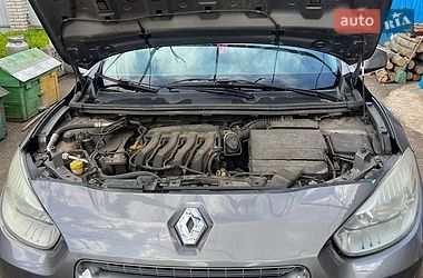 Седан Renault Fluence 2011 в Миронівці