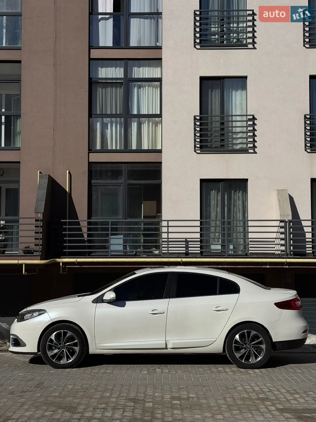 2015 Renault Fluence - мініатюра 3