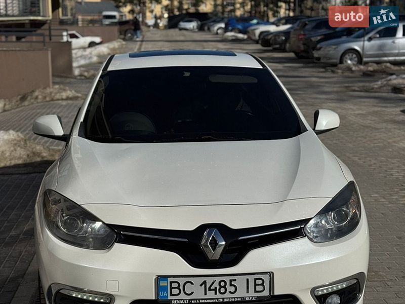 Седан Renault Fluence 2015 в Яворове