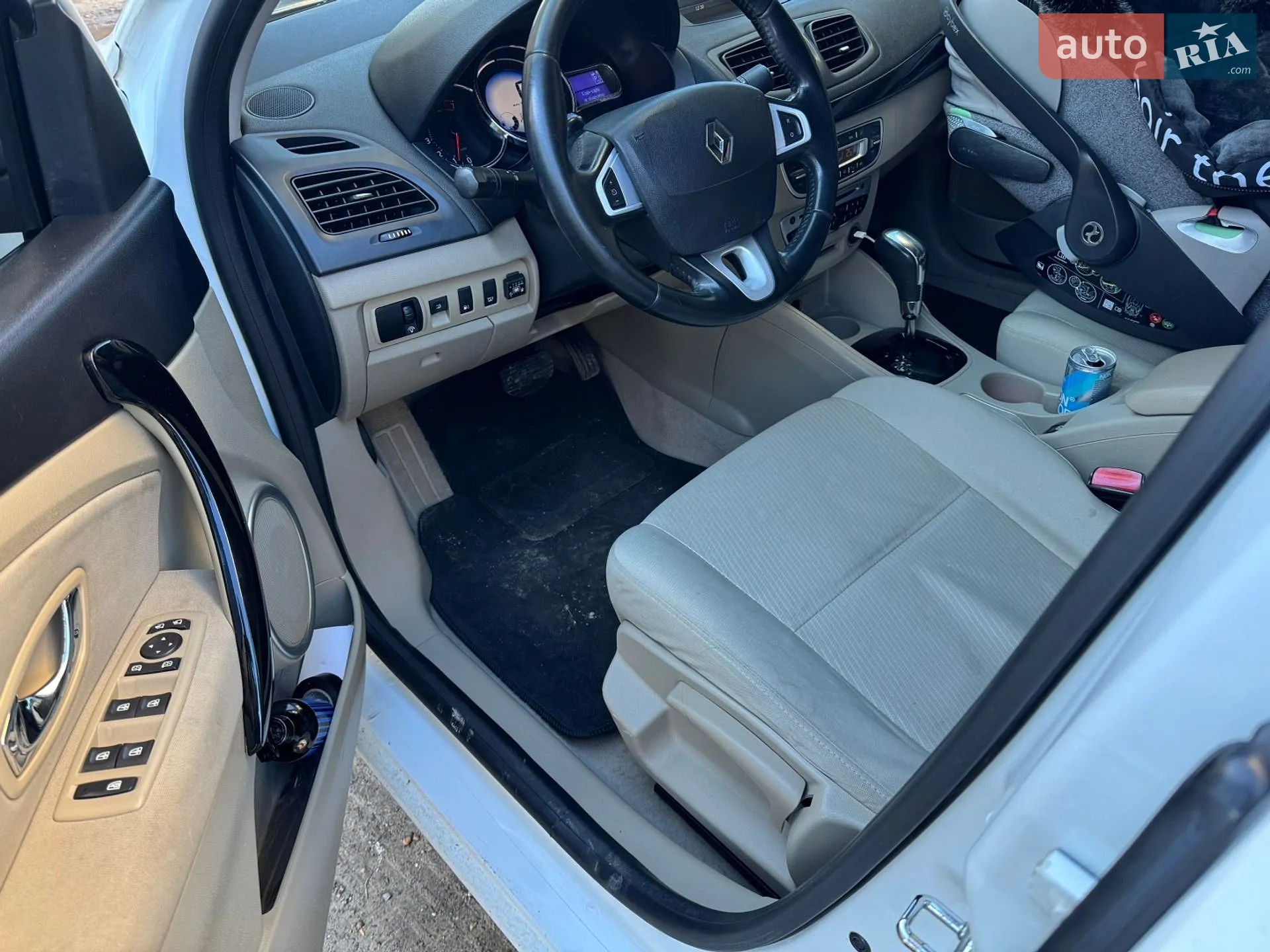 2015 Renault Fluence - мініатюра 24