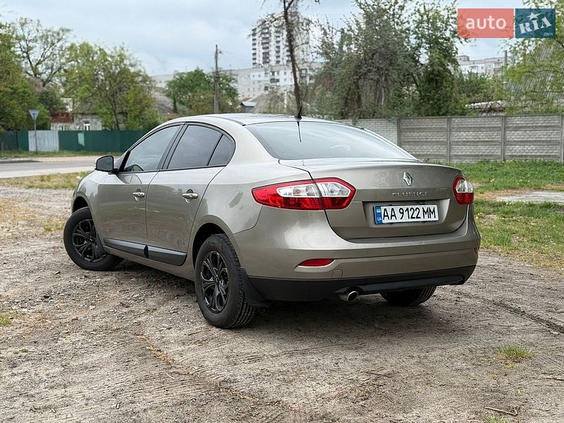 Седан Renault Fluence 2012 в Киеве
