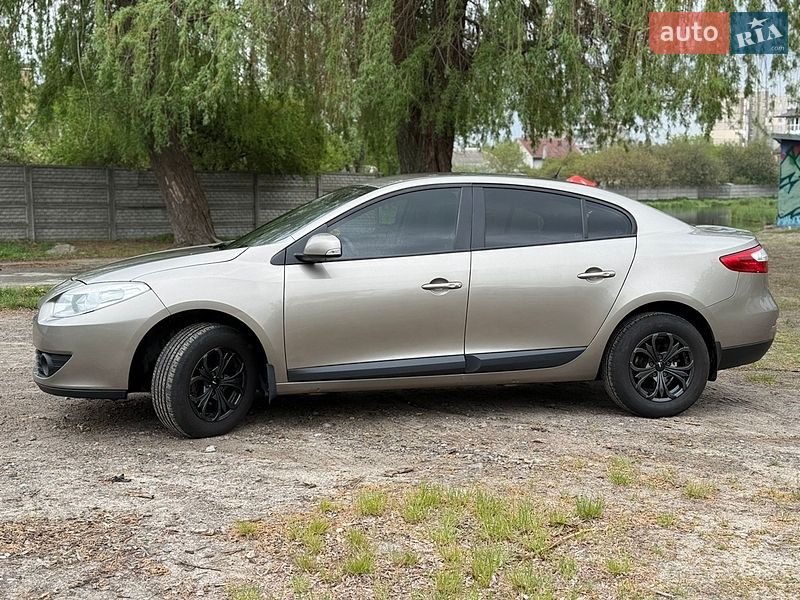 Седан Renault Fluence 2012 в Киеве