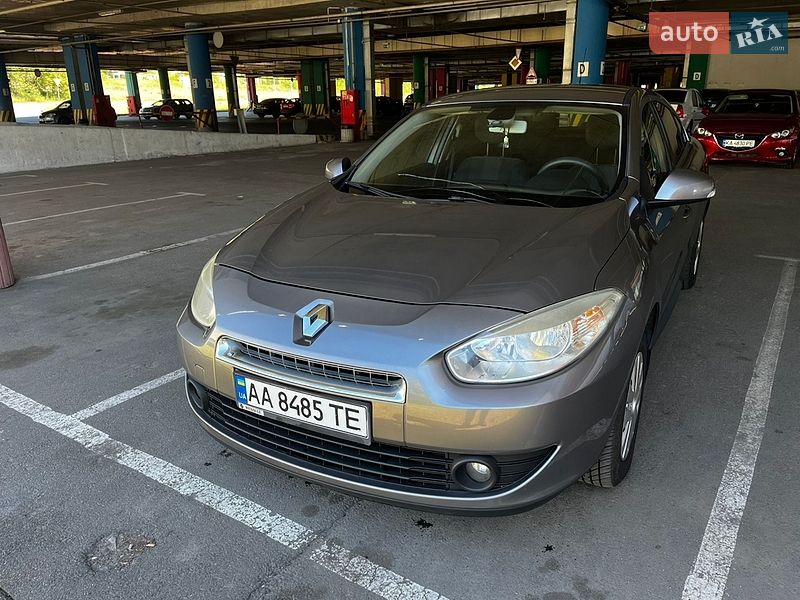 Седан Renault Fluence 2011 в Киеве