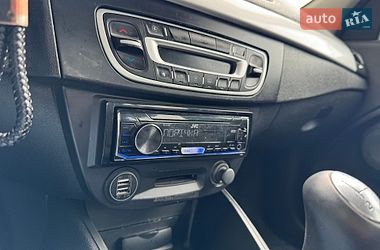 Седан Renault Fluence 2010 в Кропивницком
