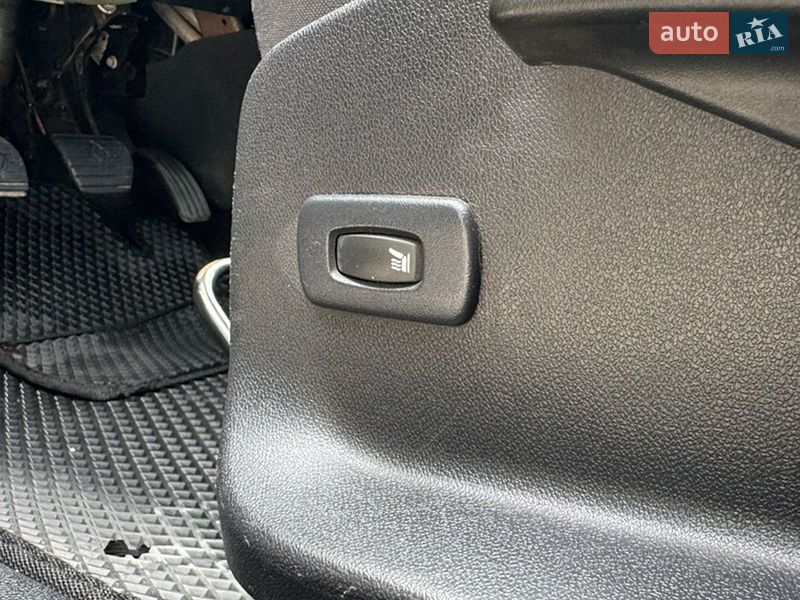 Седан Renault Fluence 2010 в Кропивницком
