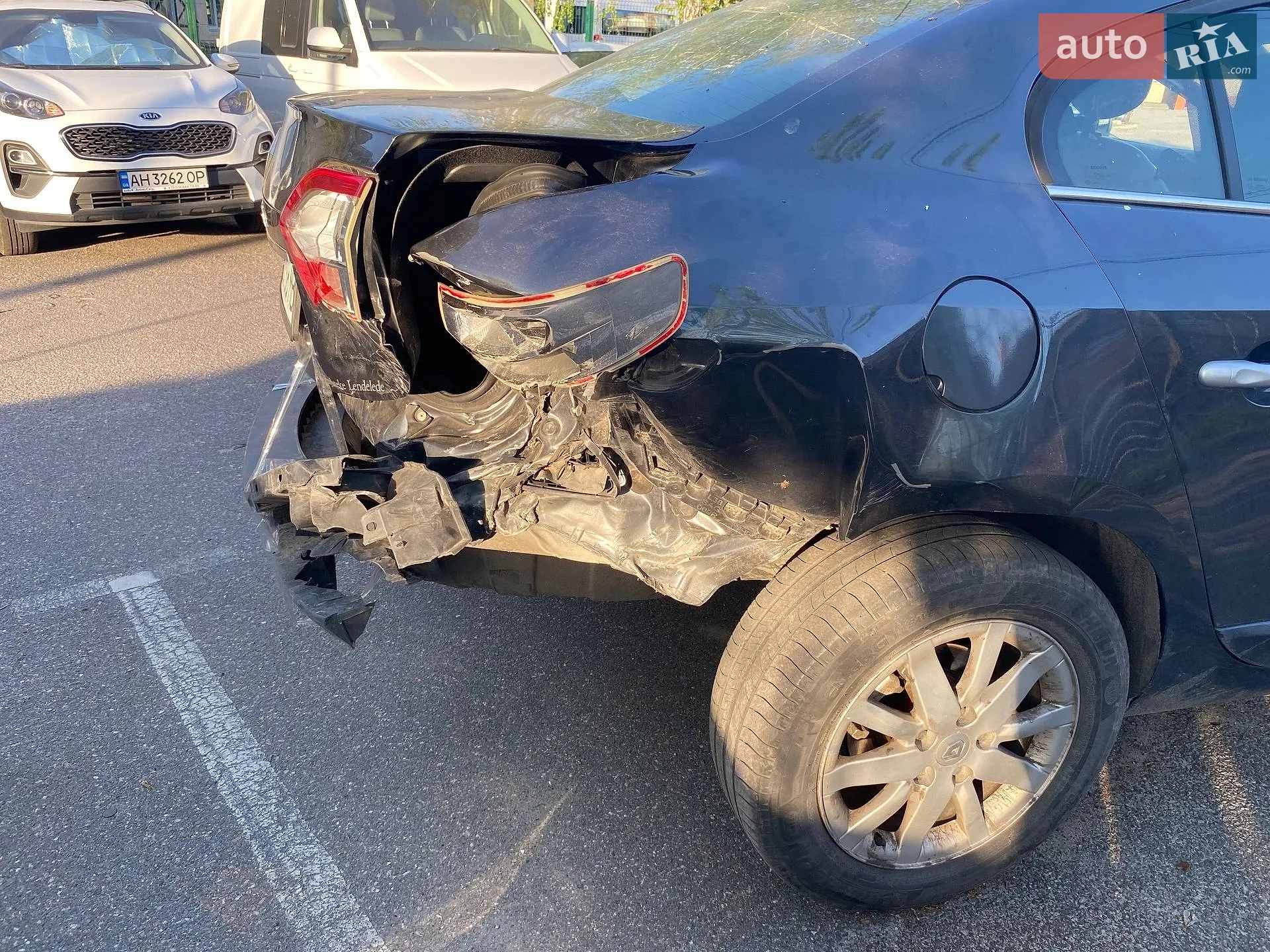 2010 Renault Fluence - мініатюра 5