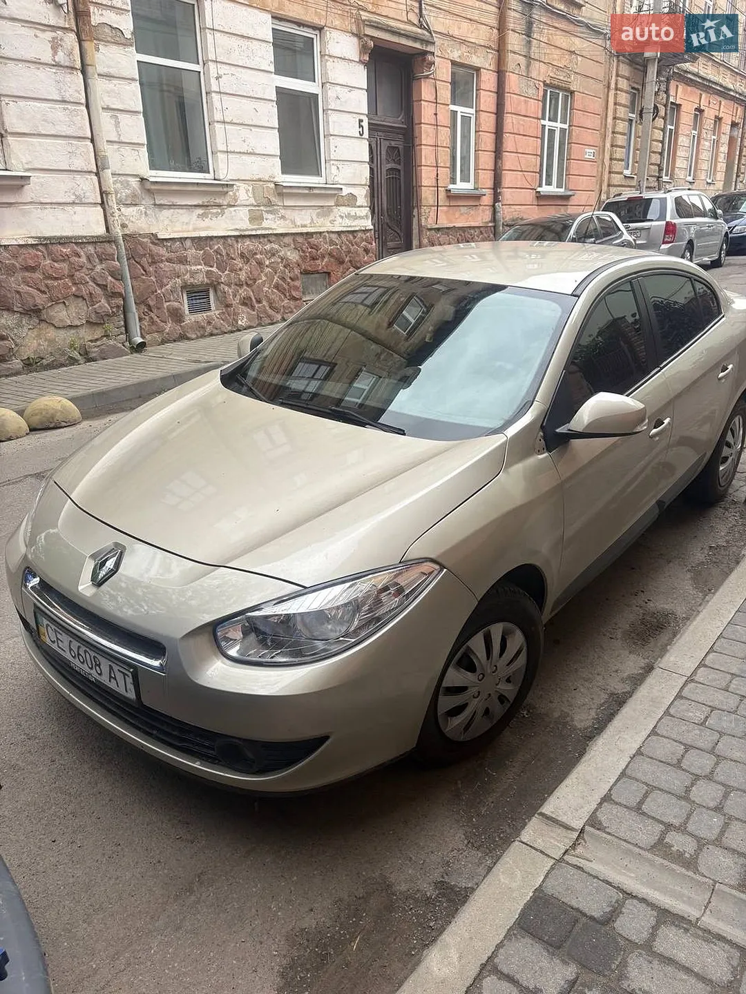 2010 Renault Fluence - мініатюра 6