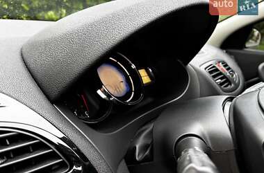 Седан Renault Fluence 2014 в Запоріжжі фото 24 Седан Renault Fluence 2014 в Запоріжжі