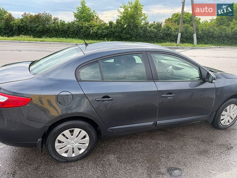 Седан Renault Fluence 2011 в Днепре
