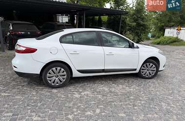 Седан Renault Fluence 2015 в Киеве