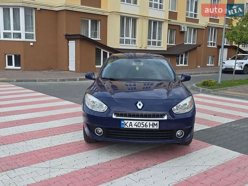 Седан Renault Fluence 2011 в Киеве