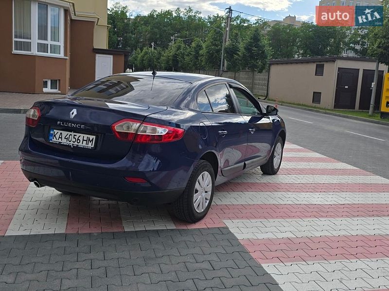 Седан Renault Fluence 2011 в Киеве