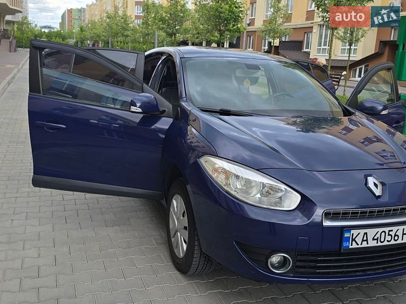 Седан Renault Fluence 2011 в Киеве