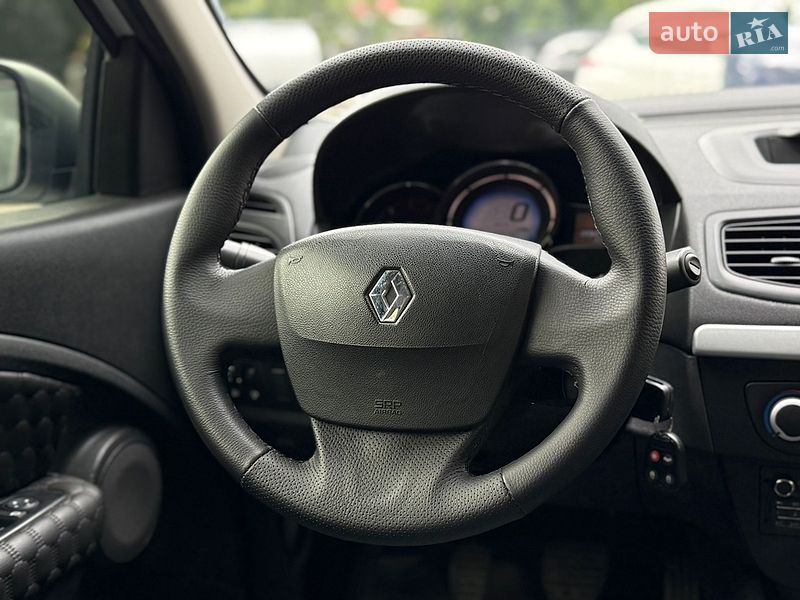 Седан Renault Fluence 2015 в Одессе фото 45 Седан Renault Fluence 2015 в Одессе