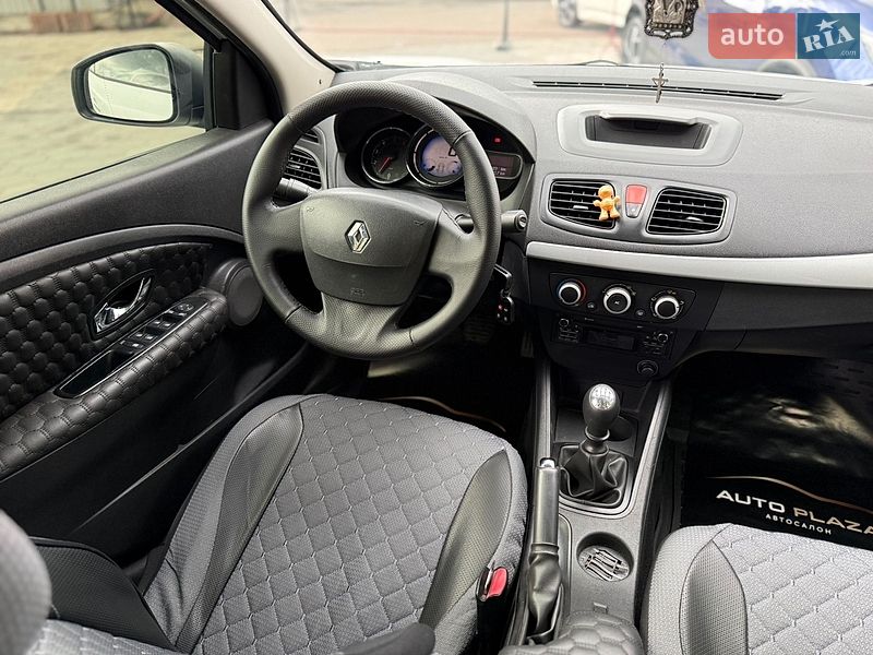Седан Renault Fluence 2015 в Одессе фото 47 Седан Renault Fluence 2015 в Одессе