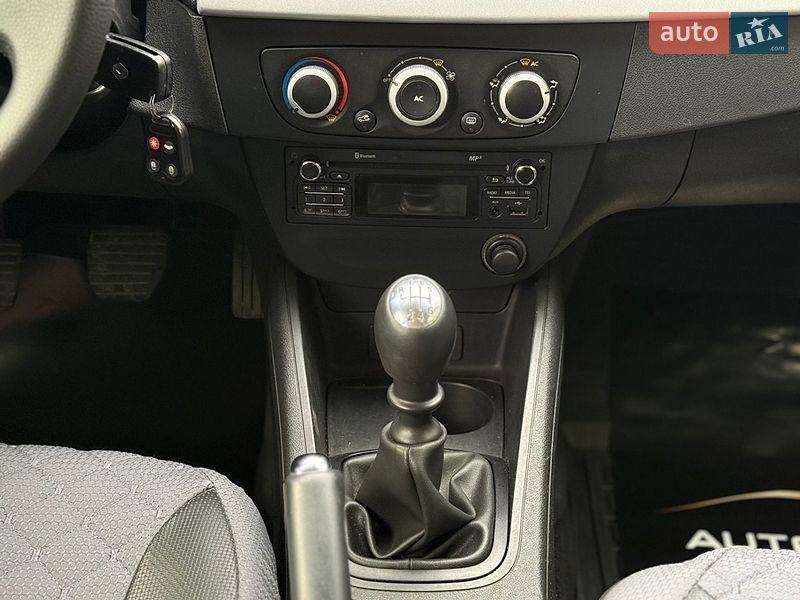 Седан Renault Fluence 2015 в Одессе фото 48 Седан Renault Fluence 2015 в Одессе