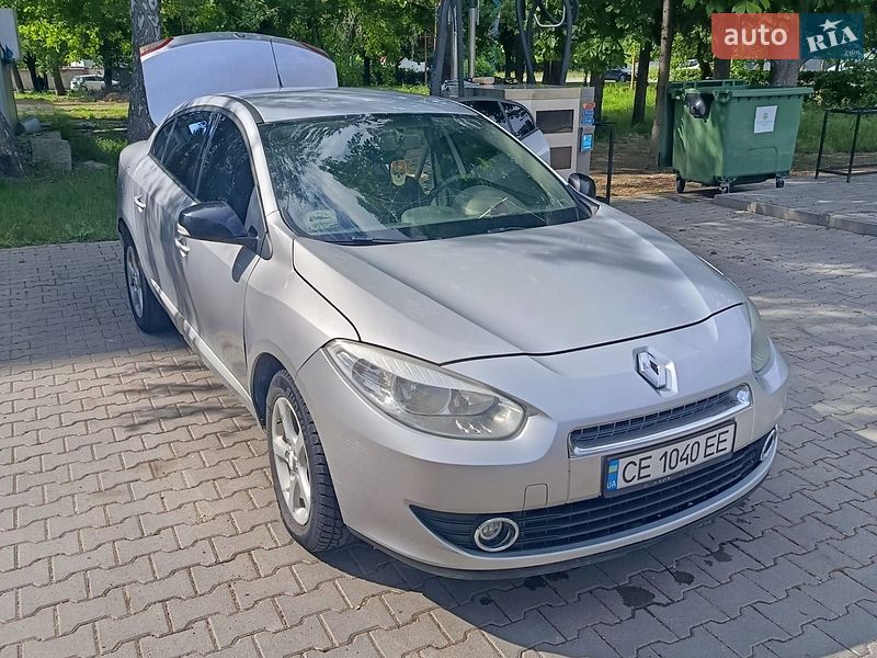 Седан Renault Fluence 2012 в Чернівцях