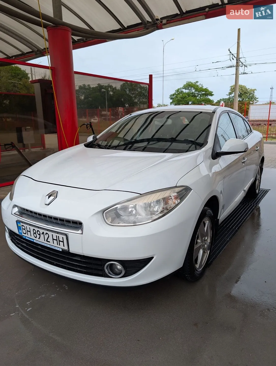 2011 Renault Fluence - мініатюра 2