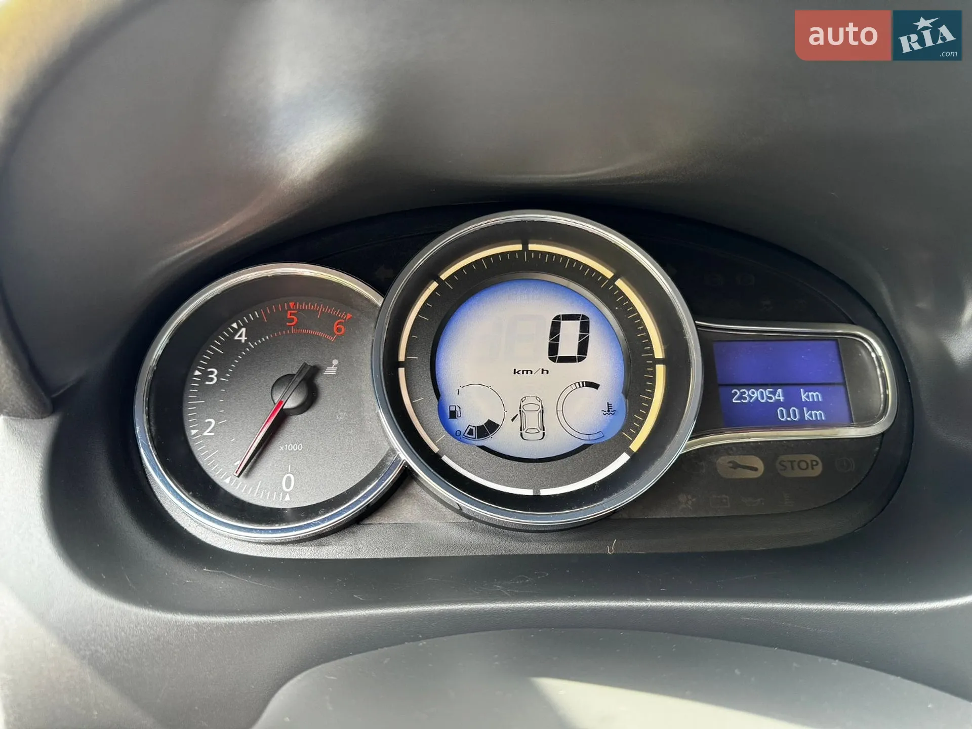 2013 Renault Fluence - мініатюра 9