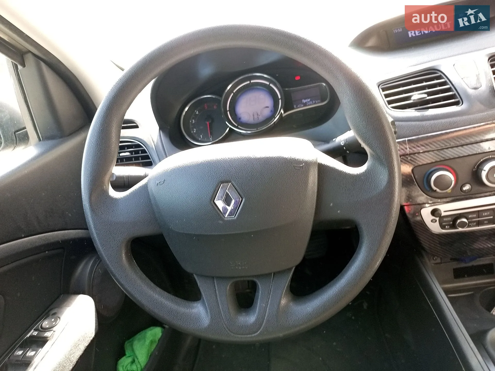 2014 Renault Fluence - мініатюра 3