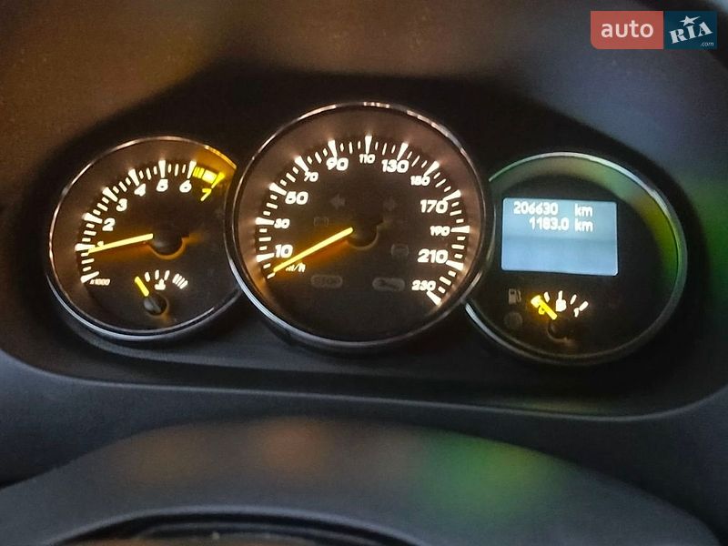 Седан Renault Fluence 2010 в Львові фото 18 Седан Renault Fluence 2010 в Львові