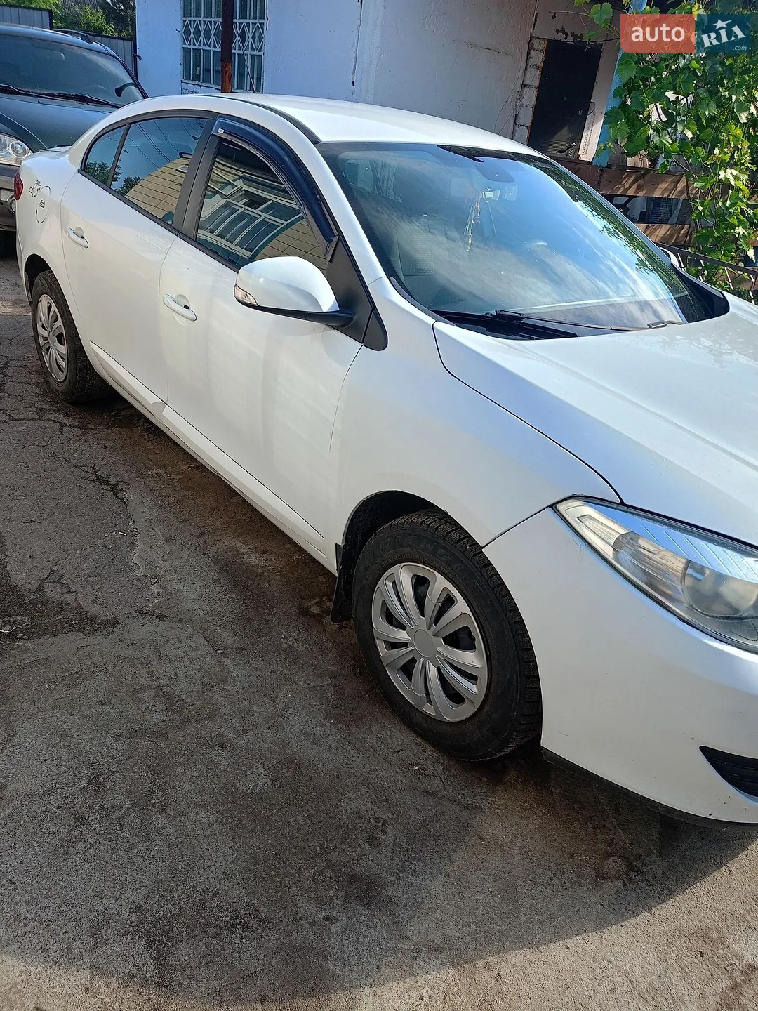 2012 Renault Fluence - мініатюра 2