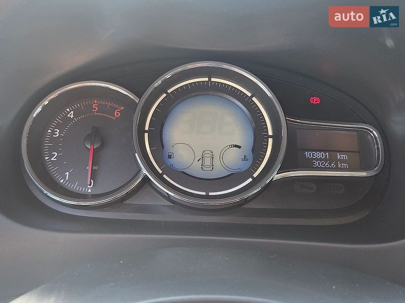 Седан Renault Fluence 2016 в Киеве фото 12 Седан Renault Fluence 2016 в Киеве