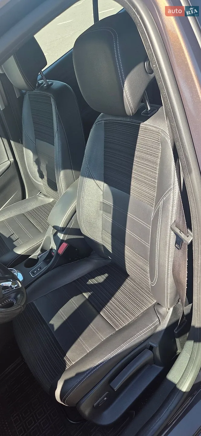 2016 Renault Fluence - мініатюра 16