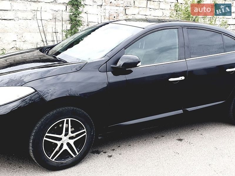 Седан Renault Fluence 2010 в Хмельницком