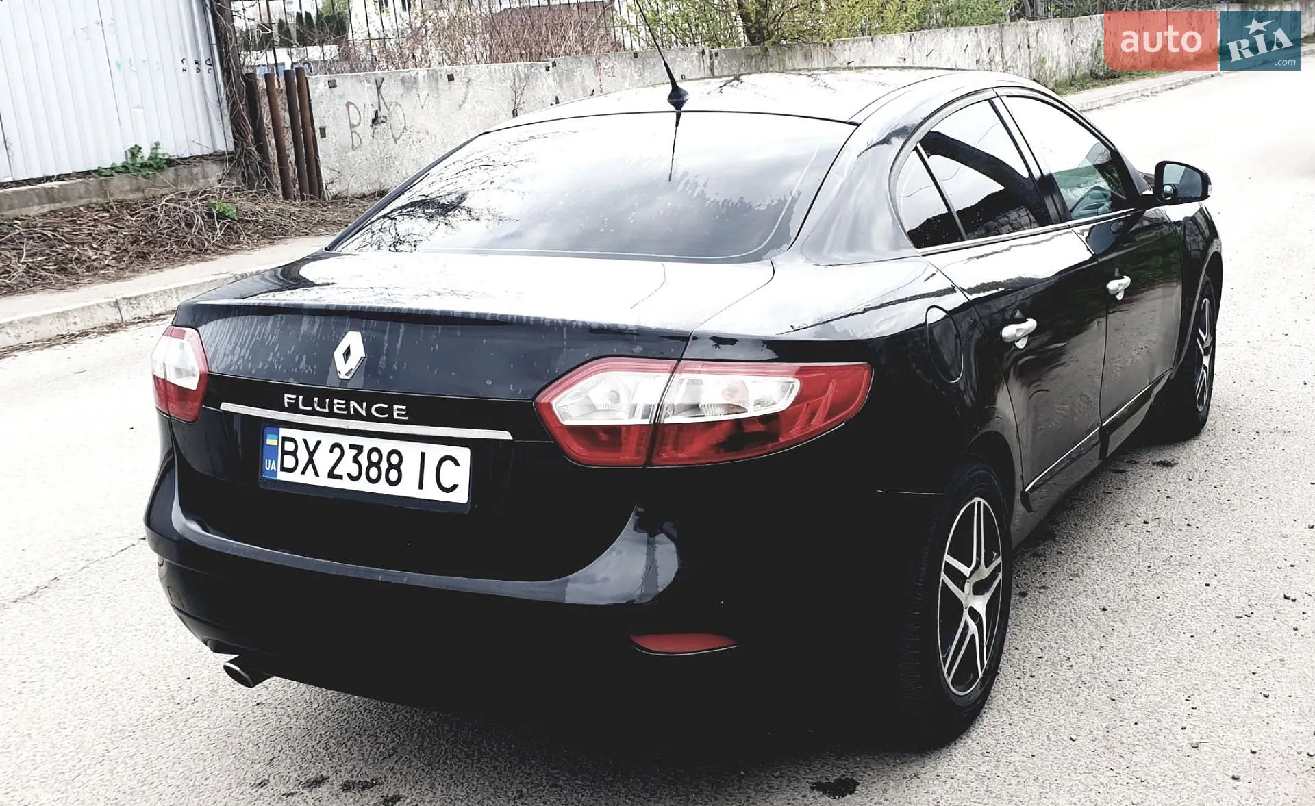 2010 Renault Fluence - мініатюра 4