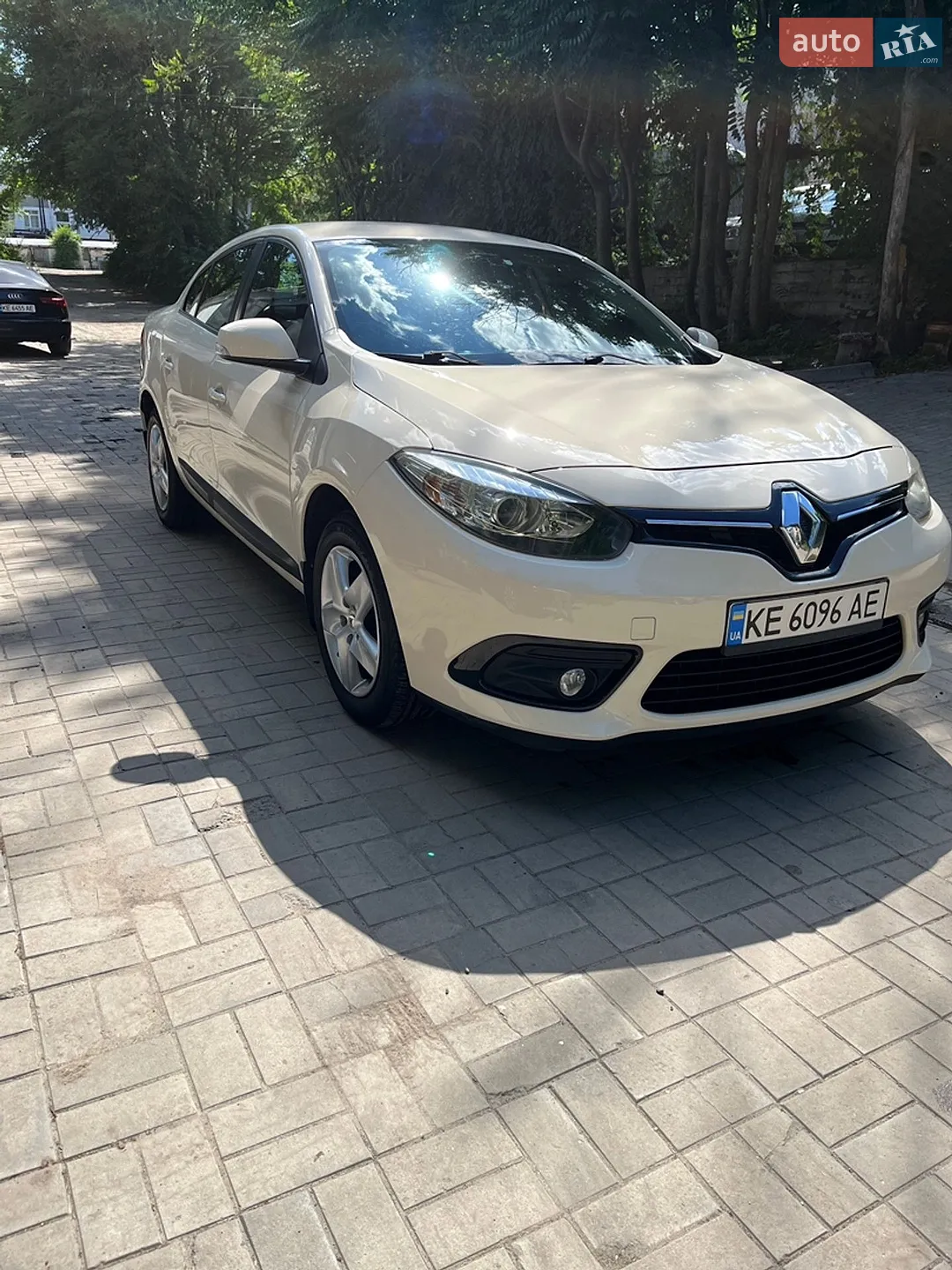 2016 Renault Fluence - мініатюра 2
