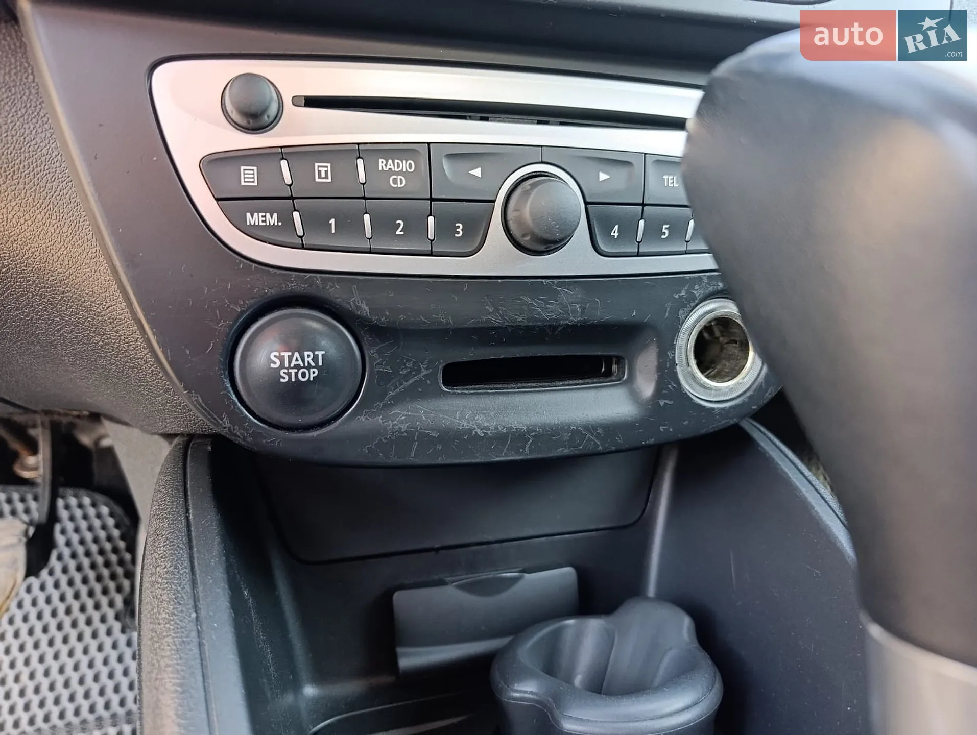 Renault Fluence 2010 VIN VF1LZBG0T42798469 фото оголошення 12 з 34