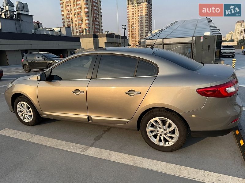Седан Renault Fluence 2015 в Києві