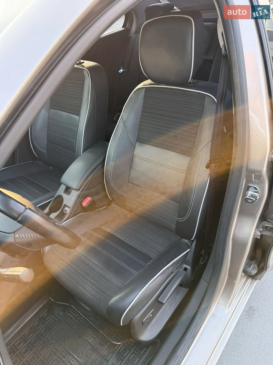 2015 Renault Fluence - мініатюра 12