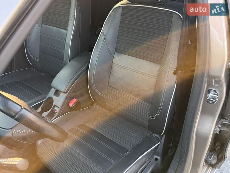Седан Renault Fluence 2015 в Киеве