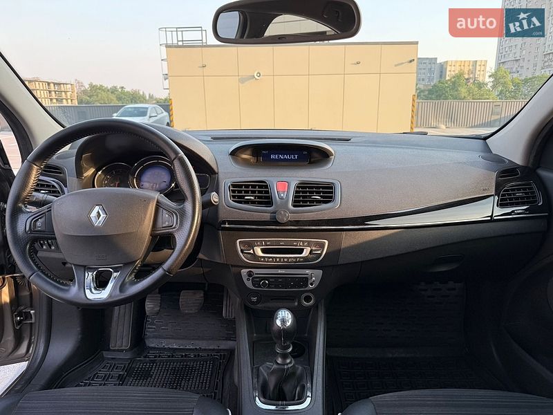 Седан Renault Fluence 2015 в Києві