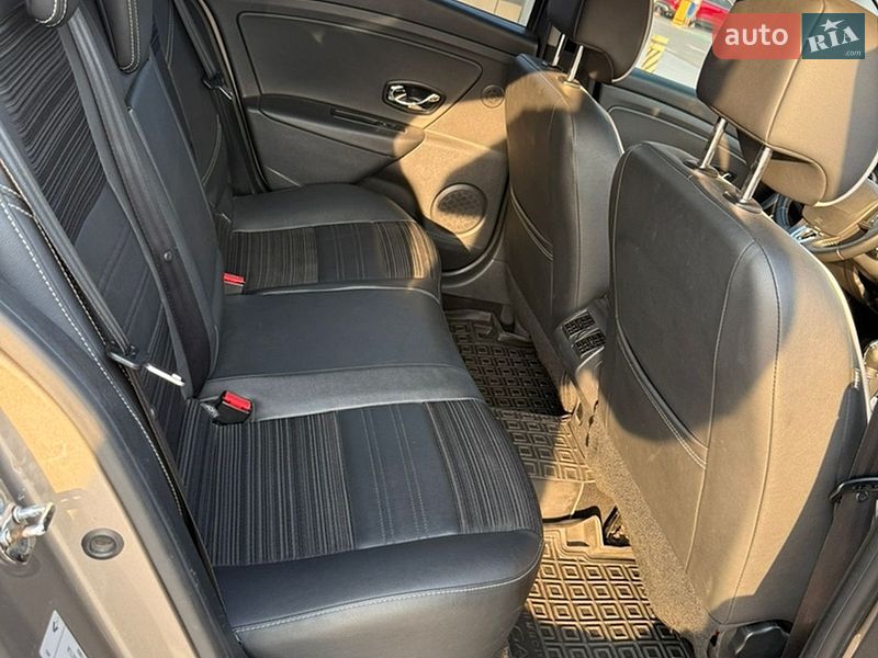 Седан Renault Fluence 2015 в Києві
