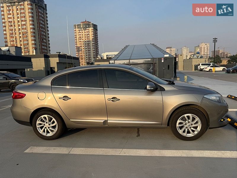 Седан Renault Fluence 2015 в Києві