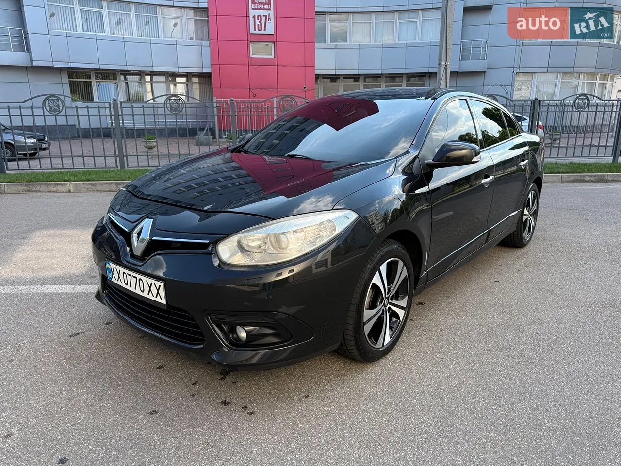 2010 Renault Fluence - мініатюра 23