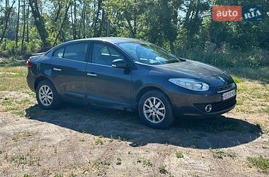 Седан Renault Fluence 2010 в Полтаве