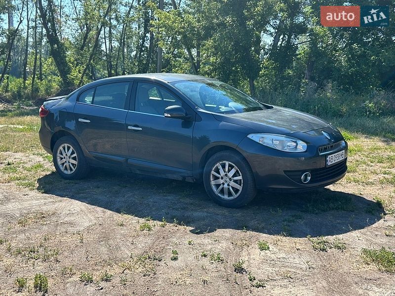 Седан Renault Fluence 2010 в Полтаве