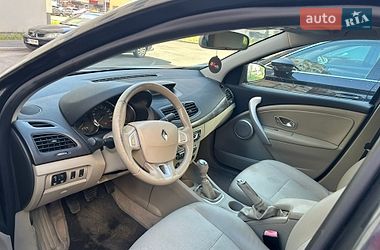 Седан Renault Fluence 2010 в Полтаве