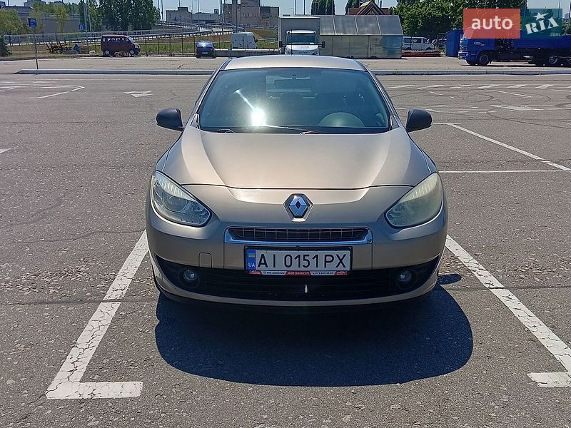 Седан Renault Fluence 2010 в Киеве