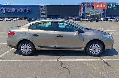 Седан Renault Fluence 2010 в Киеве фото 2 Седан Renault Fluence 2010 в Киеве