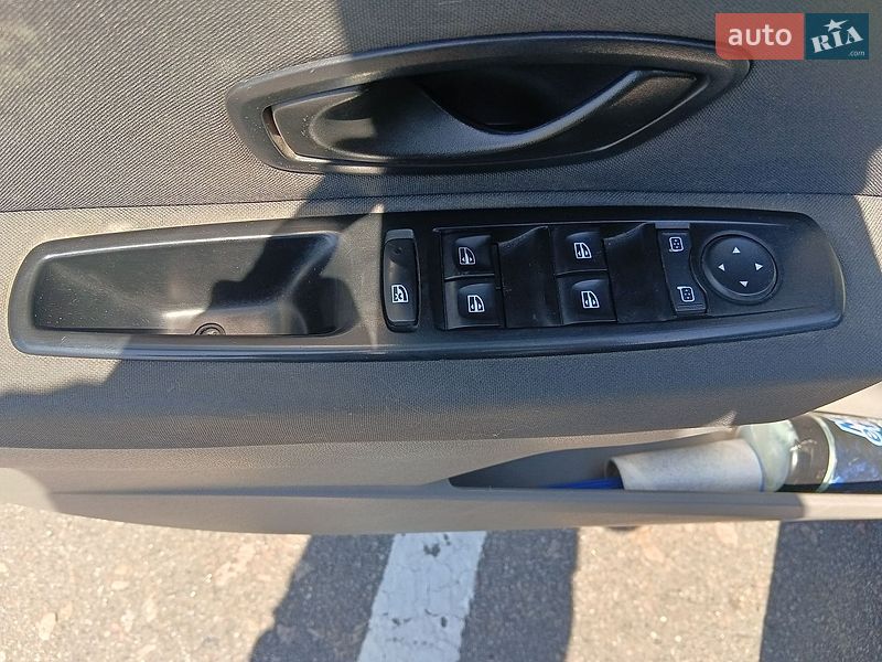 Седан Renault Fluence 2010 в Киеве фото 9 Седан Renault Fluence 2010 в Киеве