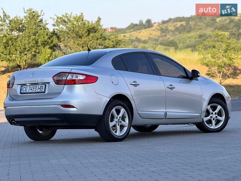 Седан Renault Fluence 2012 в Черновцах