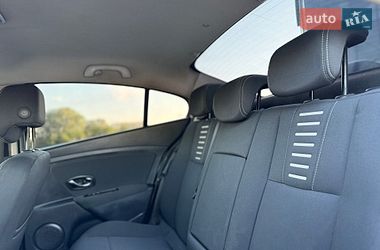Седан Renault Fluence 2012 в Черновцах
