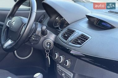 Седан Renault Fluence 2012 в Черновцах