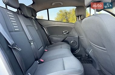 Седан Renault Fluence 2012 в Черновцах